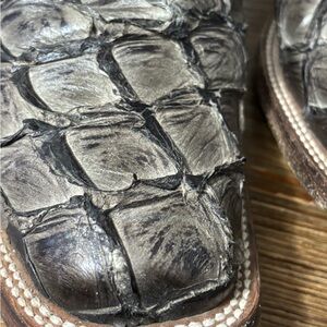 Women's Exotic Leather Ankle Boots - Gray